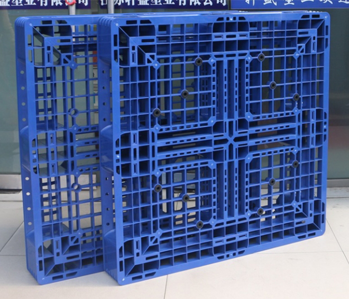 網(wǎng)格田字塑料托盤：國*標(biāo)準(zhǔn)引*，賦能全球化供應(yīng)鏈高*協(xié)同